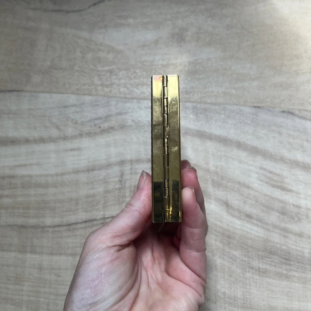 Gold Compact Card Case - Unbranded Slim Metal Accessory